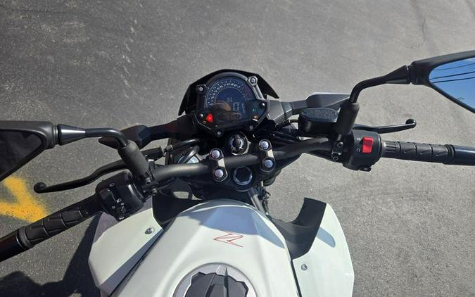 2022 Kawasaki Z400 ABS
