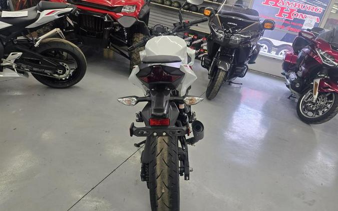 2022 Kawasaki Z400 ABS