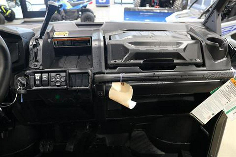 2025 Can-Am Defender XT HD10