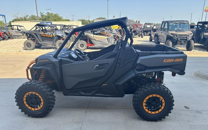 2025 Can-Am® Commander XT-P 1000R
