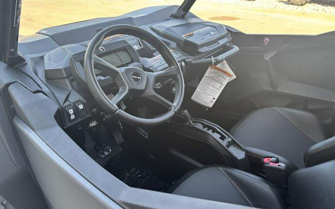 2025 Can-Am® Commander XT-P 1000R