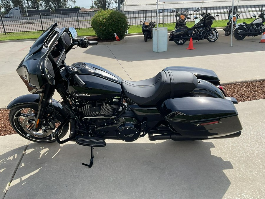FLHX 2026 Street Glide®