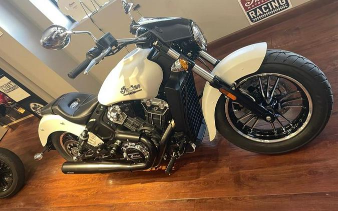 2022 Indian Scout Rogue Review [9 Fast Facts: Cruiser Motorcycle]