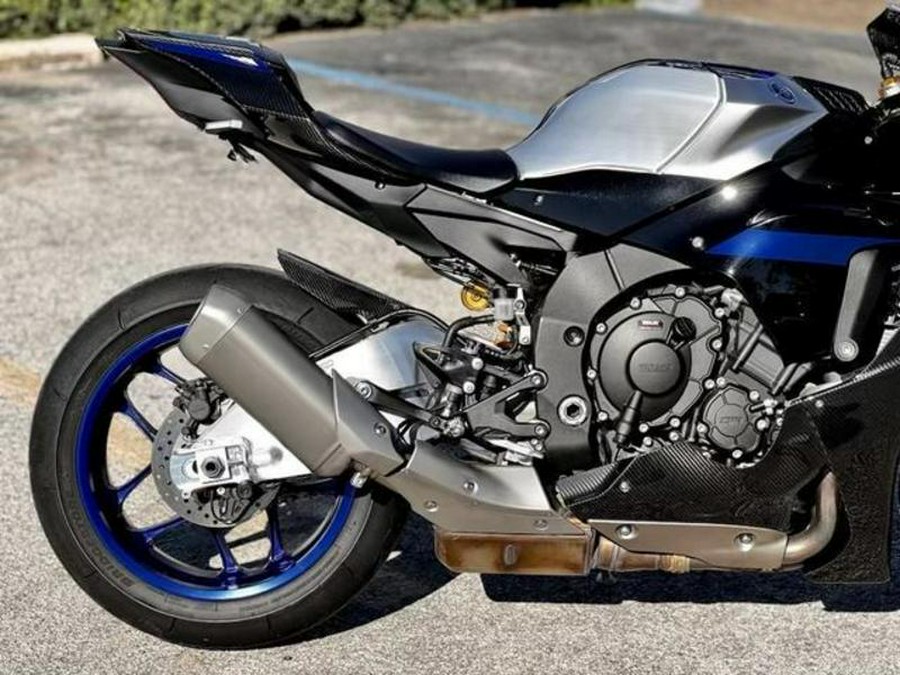2023 Yamaha YZF-R1M
