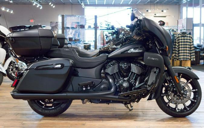 2025 Indian Roadmaster Dark Horse w/Powerband Audio Black Smoke