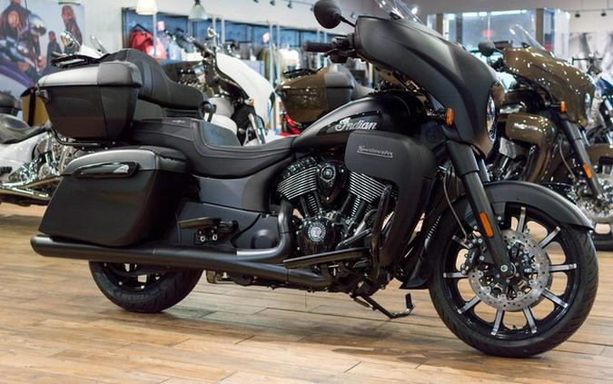 2025 Indian Roadmaster Dark Horse w/Powerband Audio Black Smoke