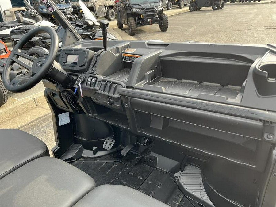 2025 Can-Am® Defender DPS HD9 Stealth Black