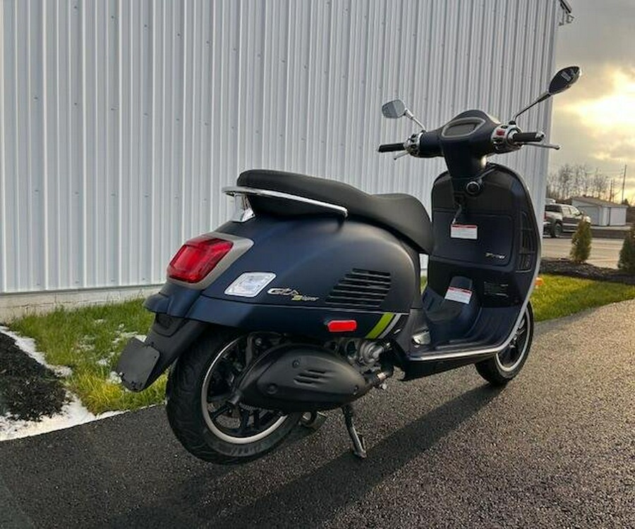 2023 Vespa GTS 300 SuperTech