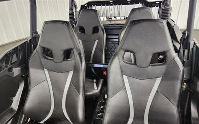 2025 Can-Am Commander MAX XT 700