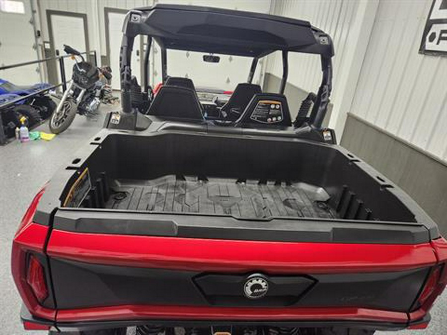 2025 Can-Am Commander MAX XT 700