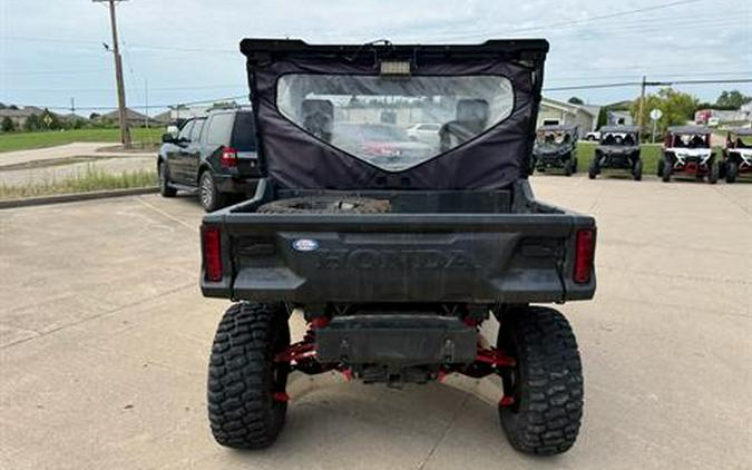 2017 Honda Pioneer 1000 LE