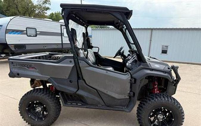 2017 Honda Pioneer 1000 LE