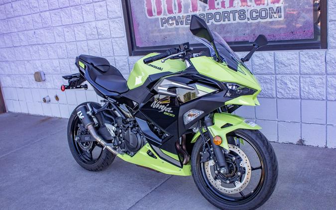 2026 Kawasaki Ninja® 500