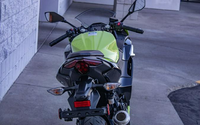 2026 Kawasaki Ninja® 500