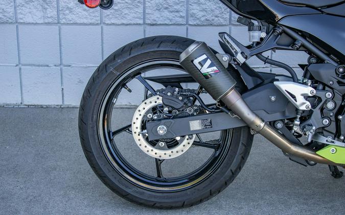 2026 Kawasaki Ninja® 500