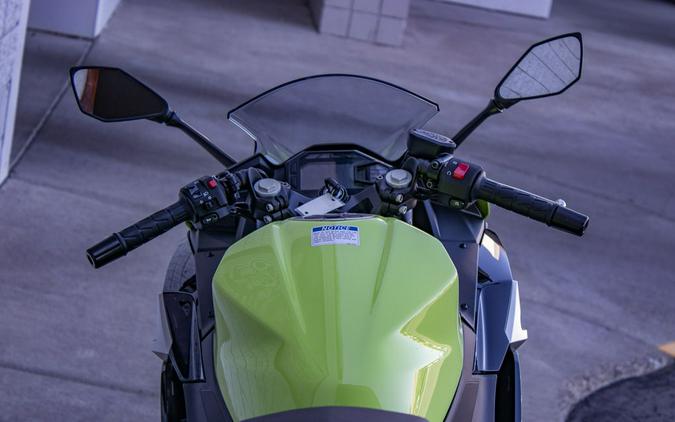 2026 Kawasaki Ninja® 500