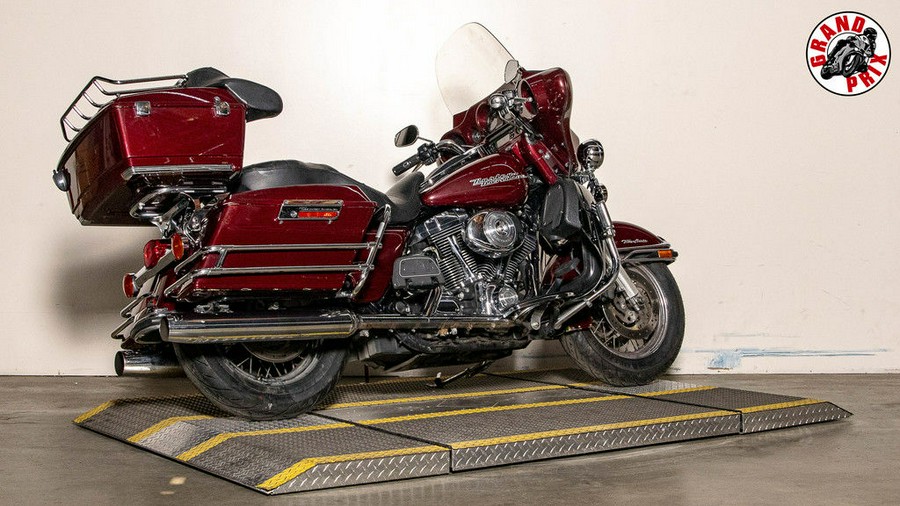 2006 Harley-Davidson® FLHTCUI - Ultra Classic® Electra Glide®