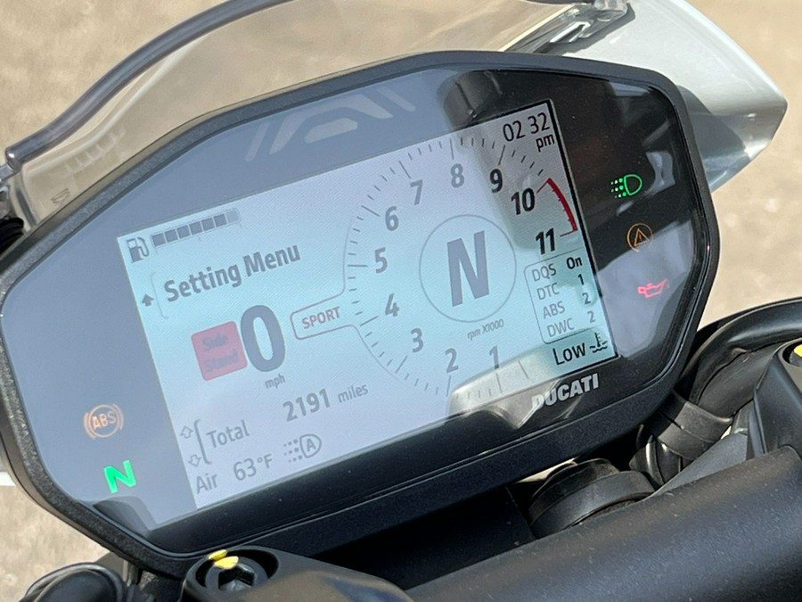 2024 Aprilia Tuono V4 1100