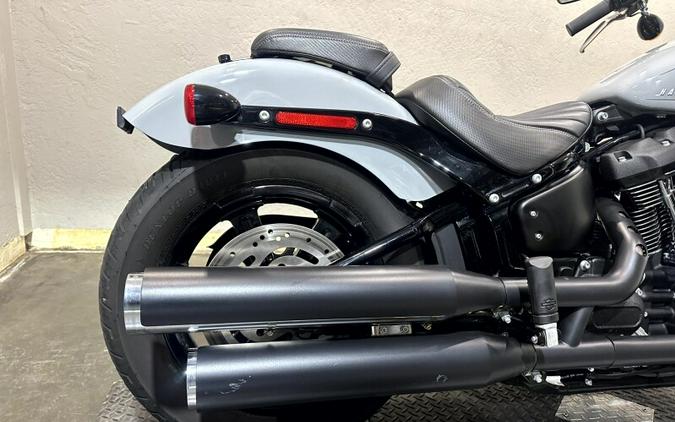 Harley-Davidson® Street Bob™ 114 2024 FXBBS 021428A BILLIARD GRAY