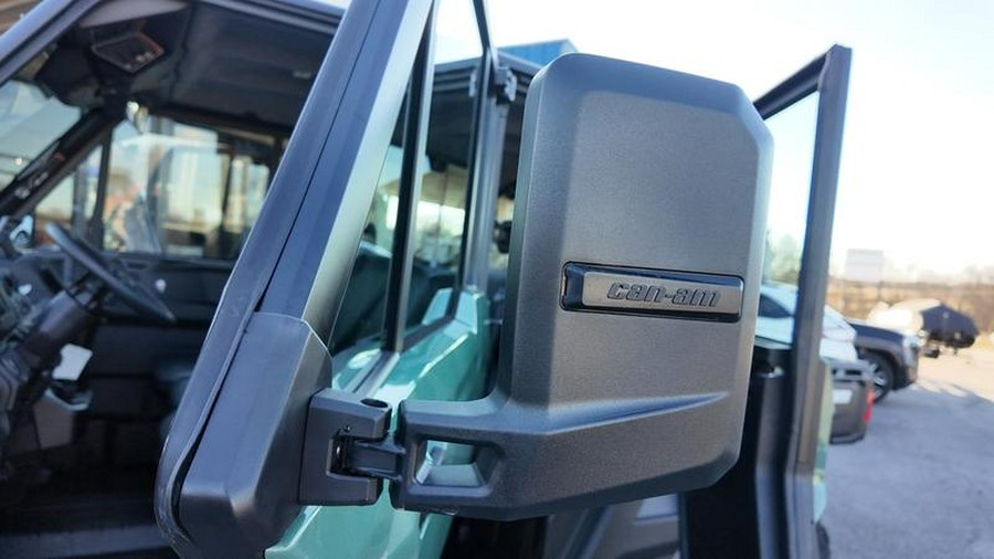 2026 Can-Am® Defender MAX DPS CAB HD10