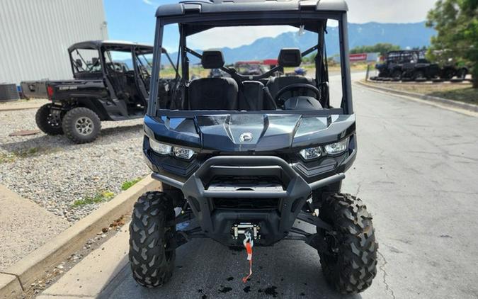 2023 Can-Am Defender XT HD10