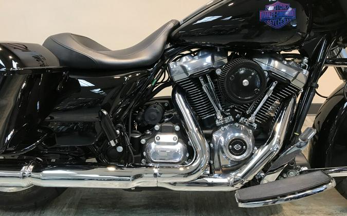 2021 Harley-Davidson Electra Glide Standard Vivid Black