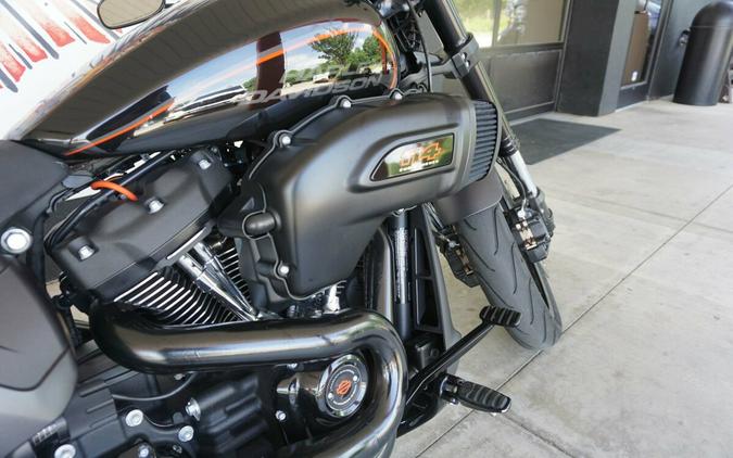 2019 Harley-Davidson FXDR 114 Black Denim