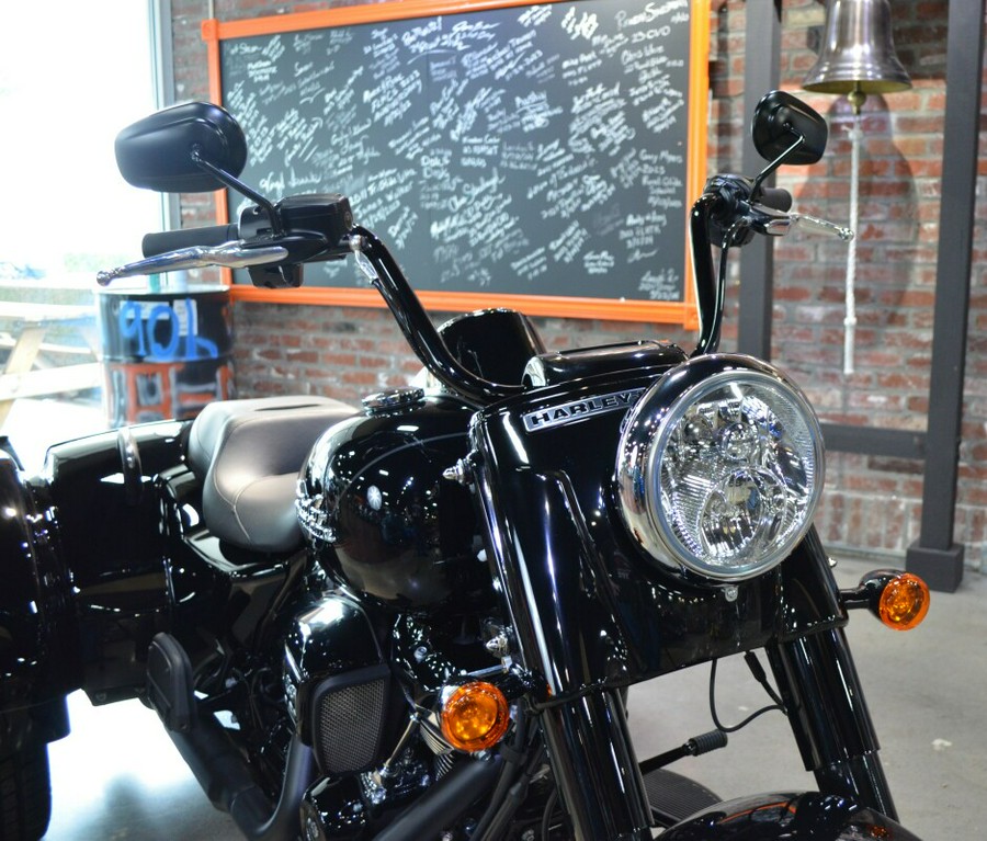2024 Harley-Davidson Freewheeler Vivid Black