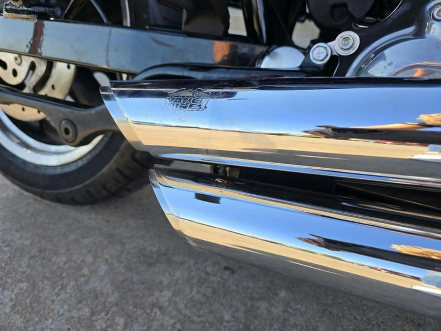 2013 Harley-Davidson® FLD - Dyna® Switchback™