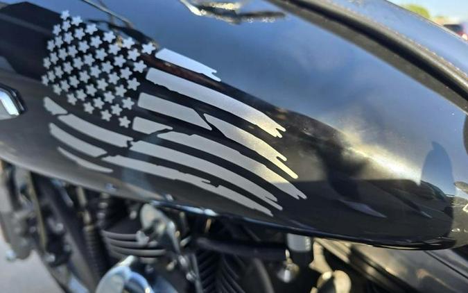 2013 Harley-Davidson® FLD - Dyna® Switchback™