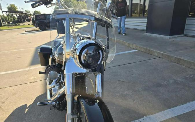 2013 Harley-Davidson® FLD - Dyna® Switchback™