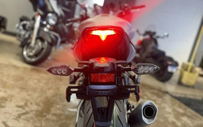 2025 Yamaha MT 10