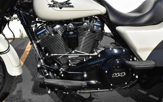 2023 Harley-Davidson Freewheeler FLRT