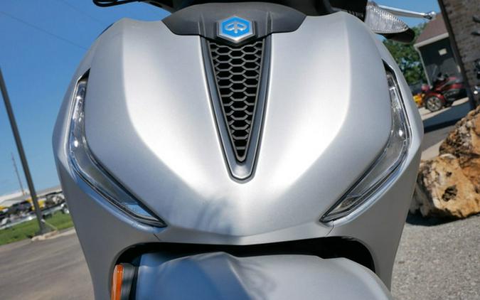 2024 Piaggio BV400