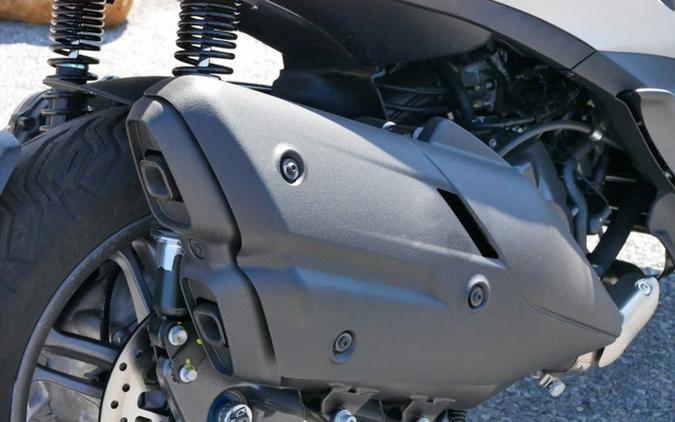2024 Piaggio BV400