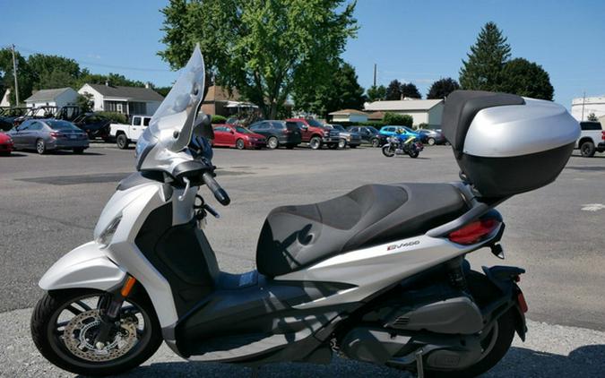 2024 Piaggio BV400