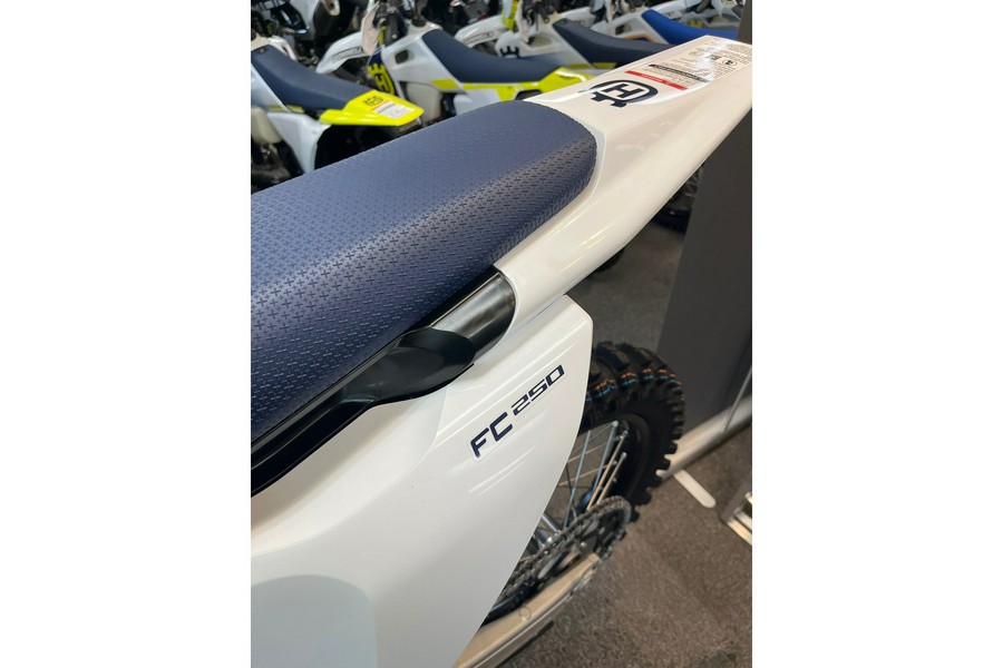 2025 Husqvarna Motorcycles FC 250