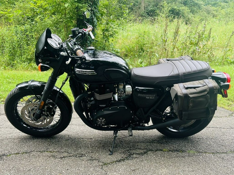 2022 Triumph Bonneville T120 Black Jet Black