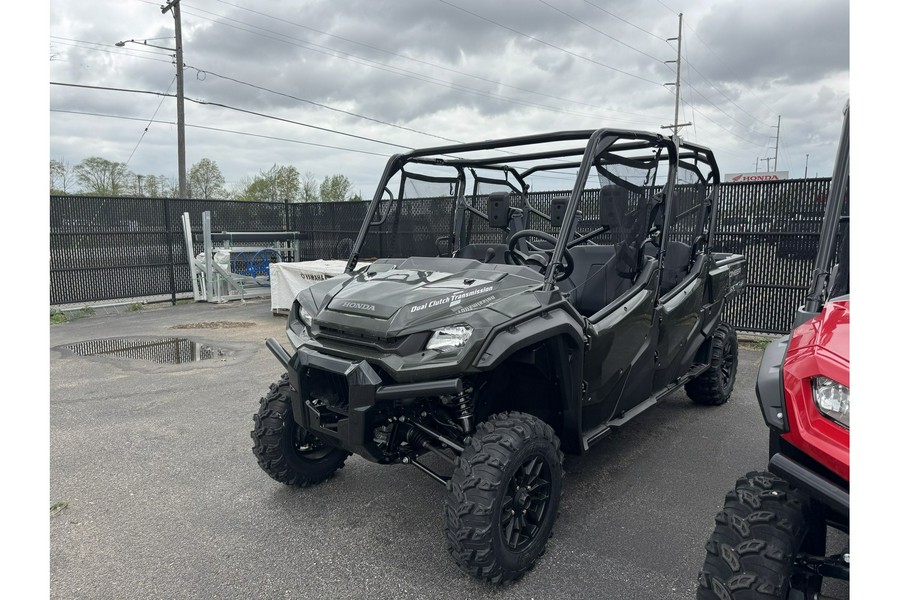 2025 Honda Pioneer 1000-6 Crew Deluxe