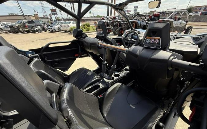 2026 Can-Am® Maverick X3 Max RS Turbo RR Scandi Blue & Orange Crush