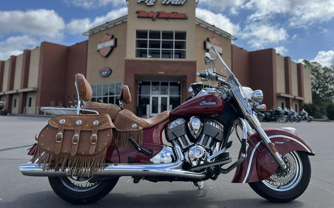 2016 Indian Motorcycle Chief® Vintage Thunder Black 3336898