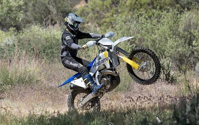 2027 FX 350 CROSS-COUNTRY - Husqvarna Motorcycles
