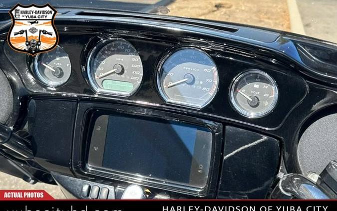 Harley-Davidson Tri-Glide FLHTCUTG