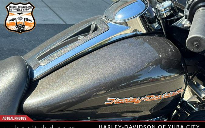 Harley-Davidson Tri-Glide FLHTCUTG