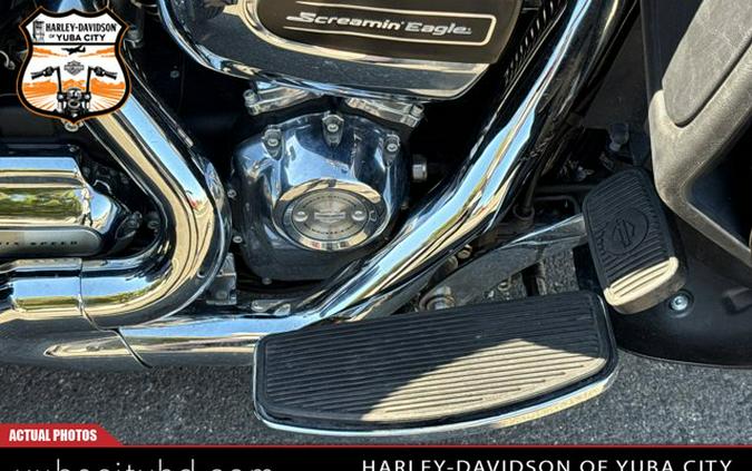 Harley-Davidson Tri-Glide FLHTCUTG