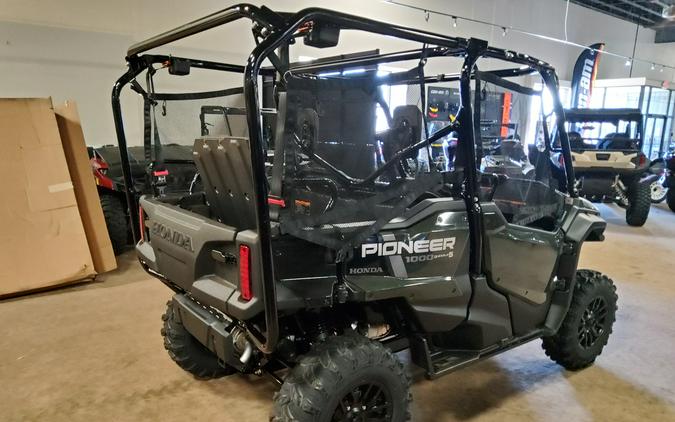 2024 Honda Pioneer 1000-5 Deluxe