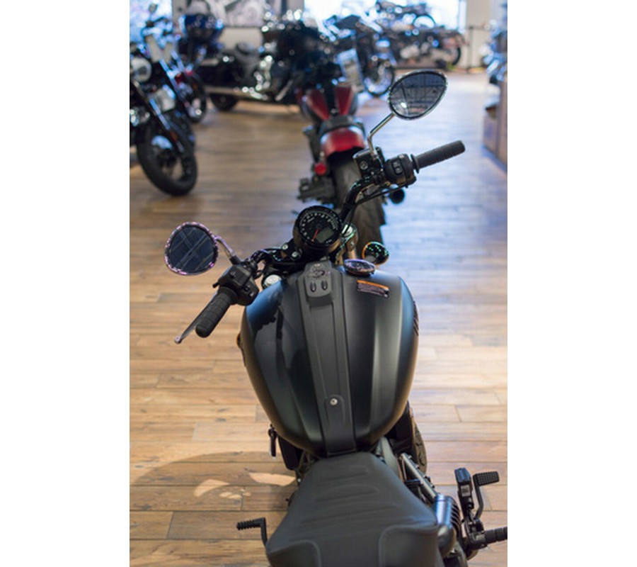 2025 Indian Scout Sixty Bobber Limited Black Smoke