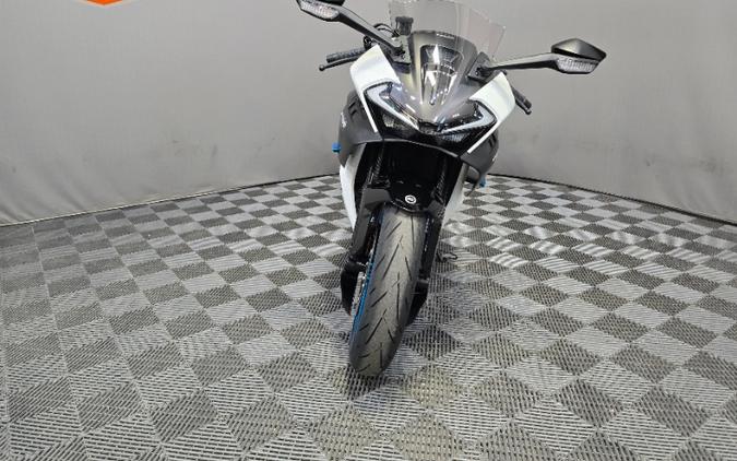 2026 CFMOTO 675SS