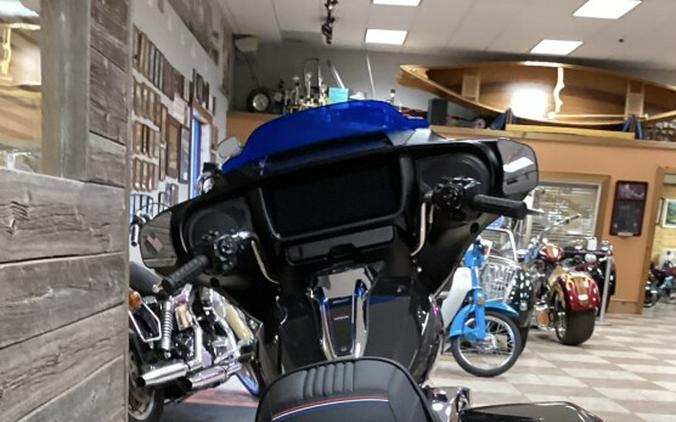 2026 Harley-Davidson® Street Glide® Midnight Ember Chrome Trim