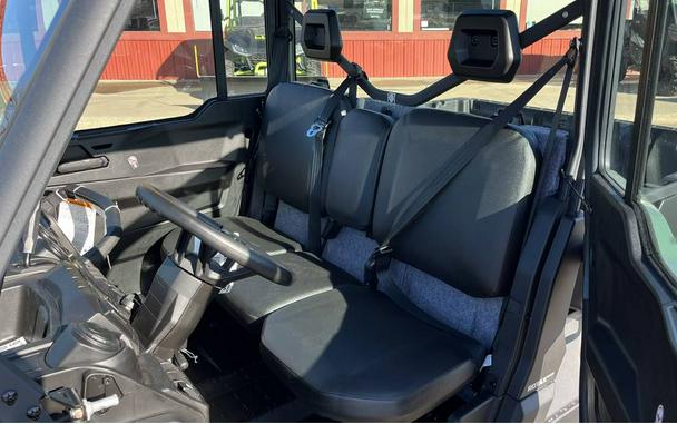 2024 Can-Am™ Defender DPS CAB HD9